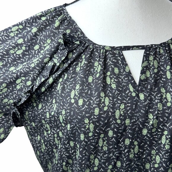 Beacon Apparel Black Green Floral Blouse Sz M 3/4 Sleeves Keyhole Flowy Fairy - Picture 2 of 12